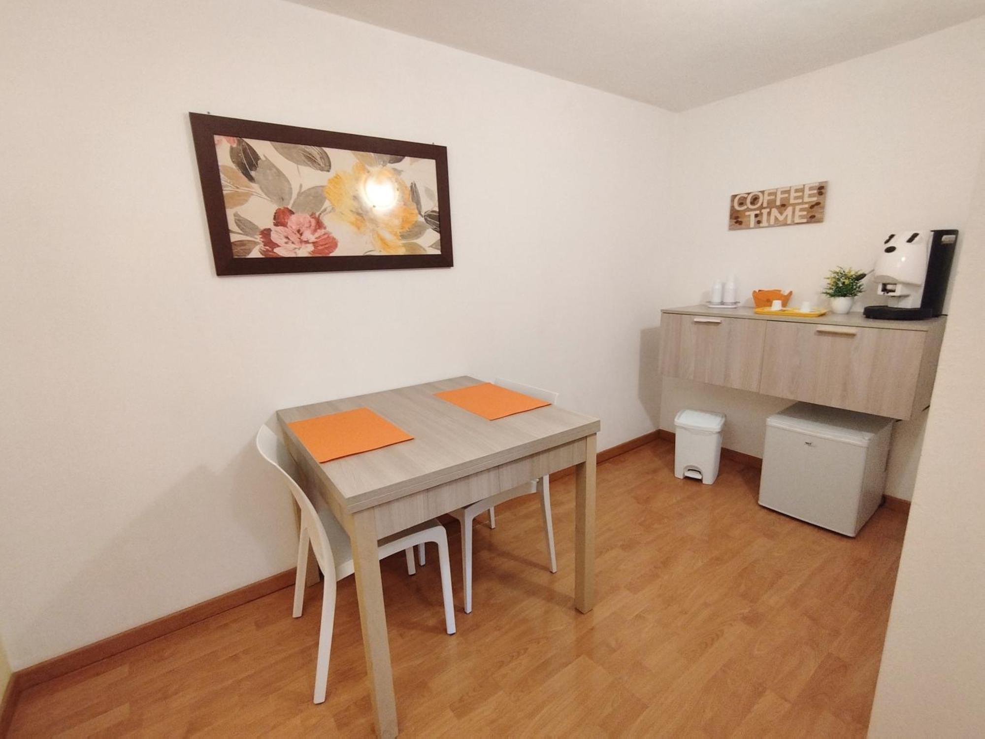 Alcamo Rooms Con Garage Privato 部屋 写真